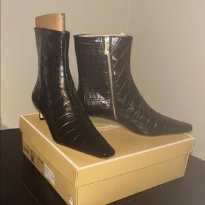 MICHAEL Michael Kors Black Croc-Embossed Ankle Boots